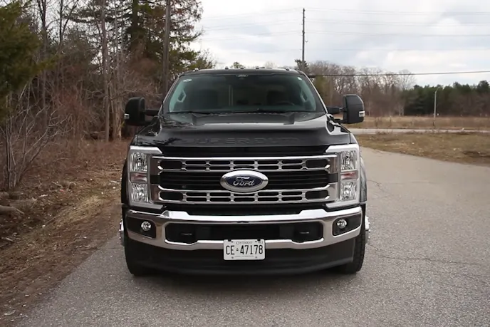 2026 Ford F-450 Front view