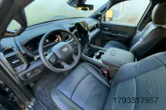 RAM-PW-Frt-Seats-IMG_6885