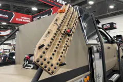 chevrolet-6500-flatbed-truck-5-www.dieselarmy.com