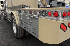 chevrolet-6500-flatbed-truck-7-www.dieselarmy.com