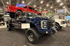 elevation-off-grid-ford-f550-3-www.dieselarmy.com